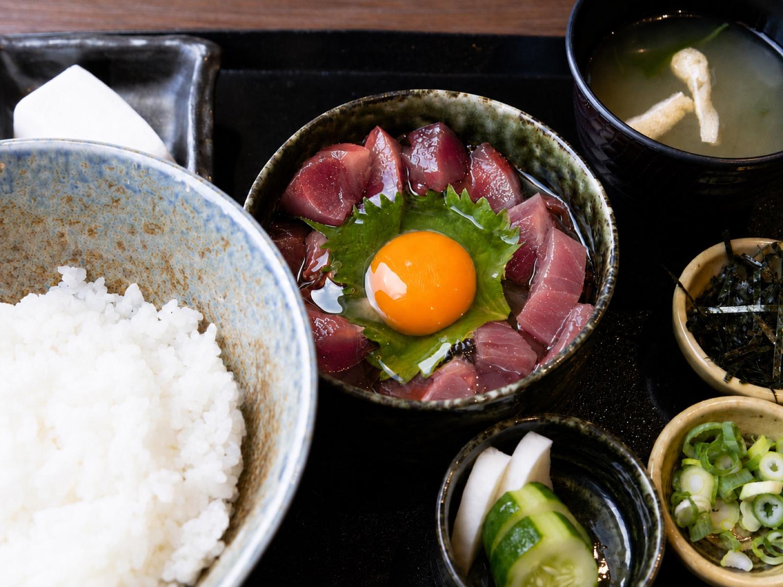 かつおかち飯セット